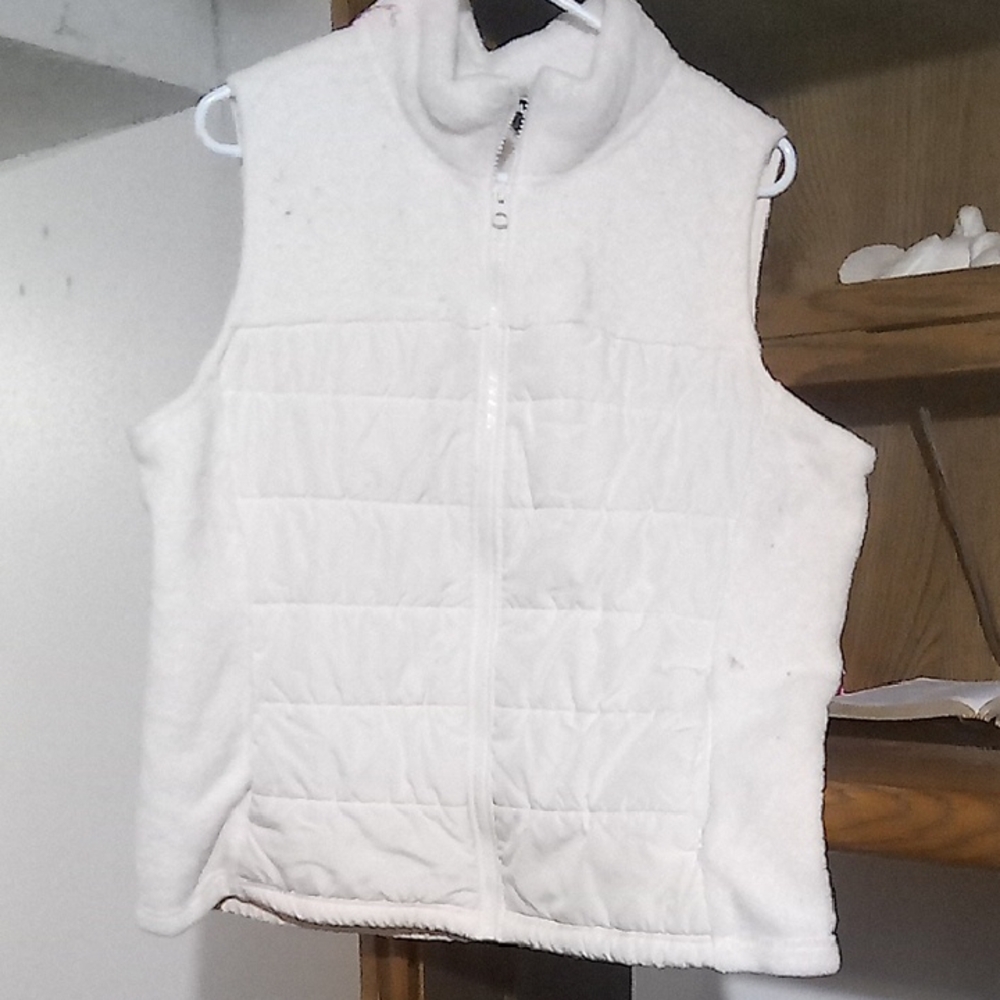Women's White Quilted Vest